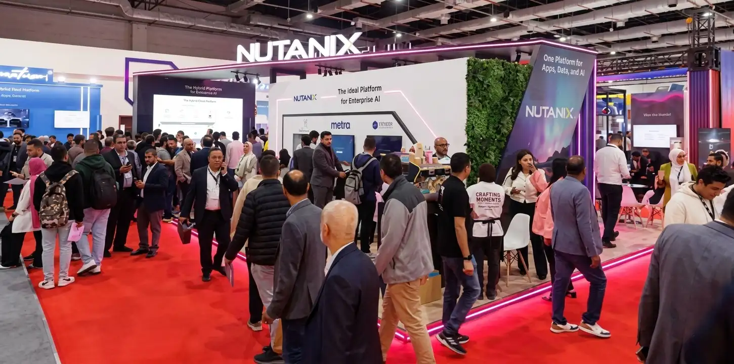 Visitors crowding the Nutanix stand at AIDC² Expo 2025