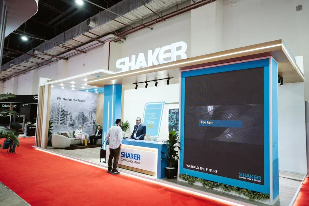 The Shaker exhibition booth reflects professionalism, precision, and industry leadership.