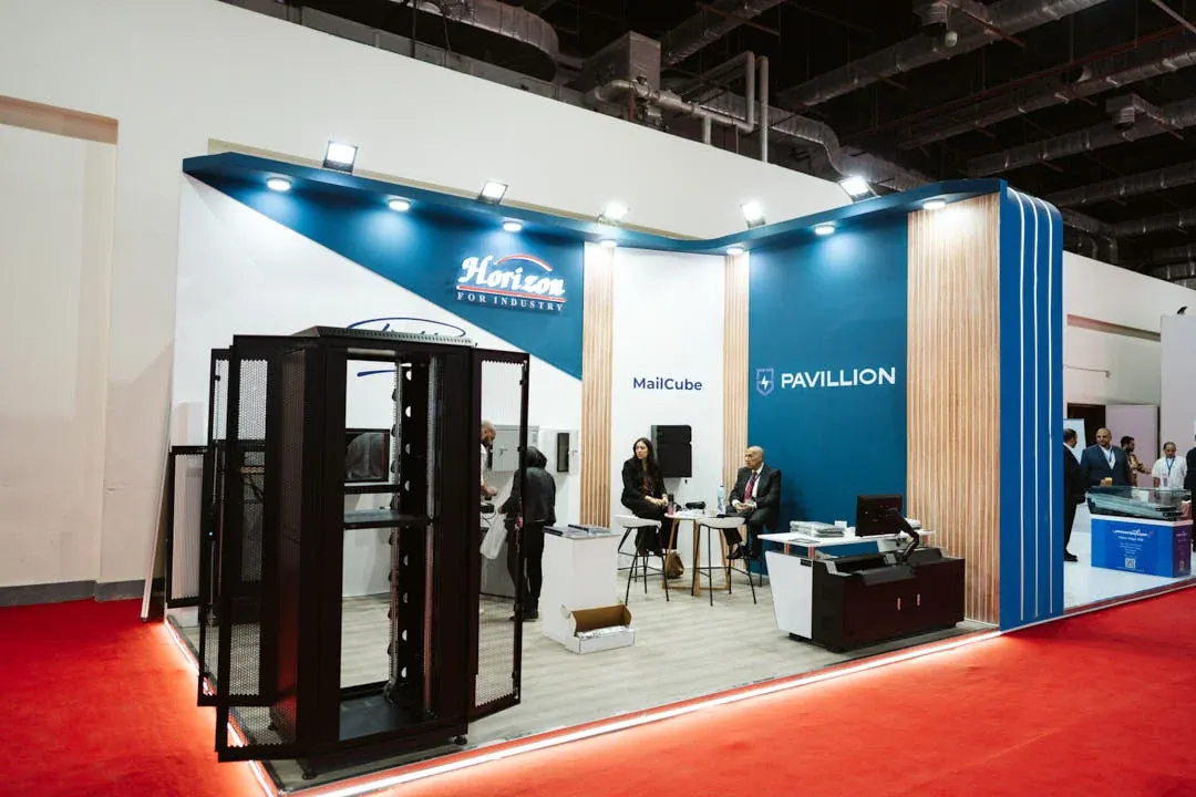 A modern Horizon booth delivering innovation with a sleek and inspiring presence.